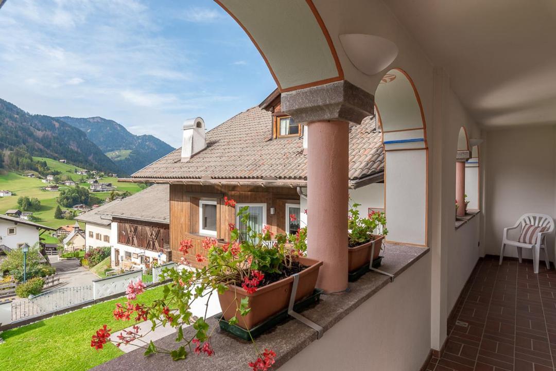 Residence Prapoz オルティゼーイ エクステリア 写真