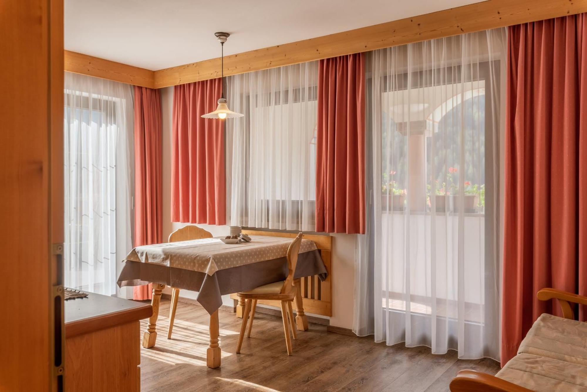 Residence Prapoz オルティゼーイ エクステリア 写真
